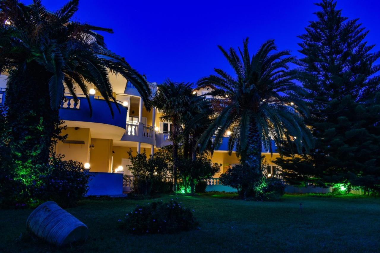 Andriana Aparthotel Agios Georgios  Exteriör bild