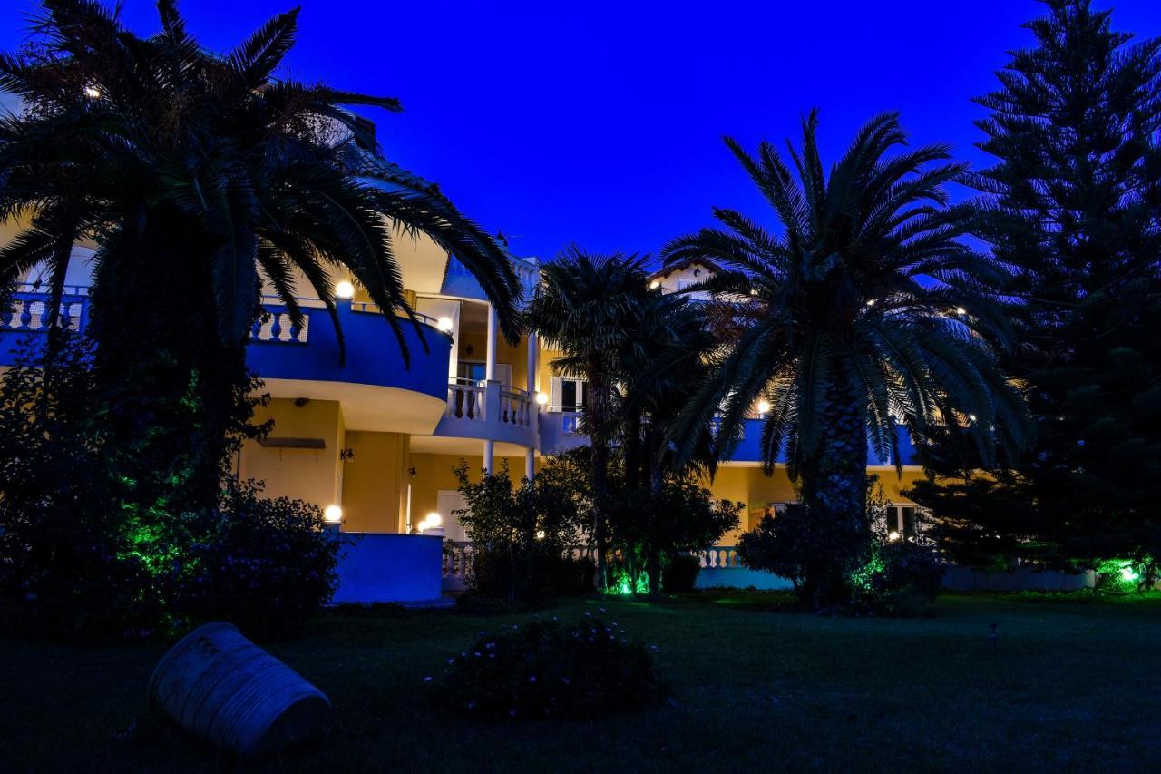 Andriana Aparthotel Agios Georgios  Exteriör bild