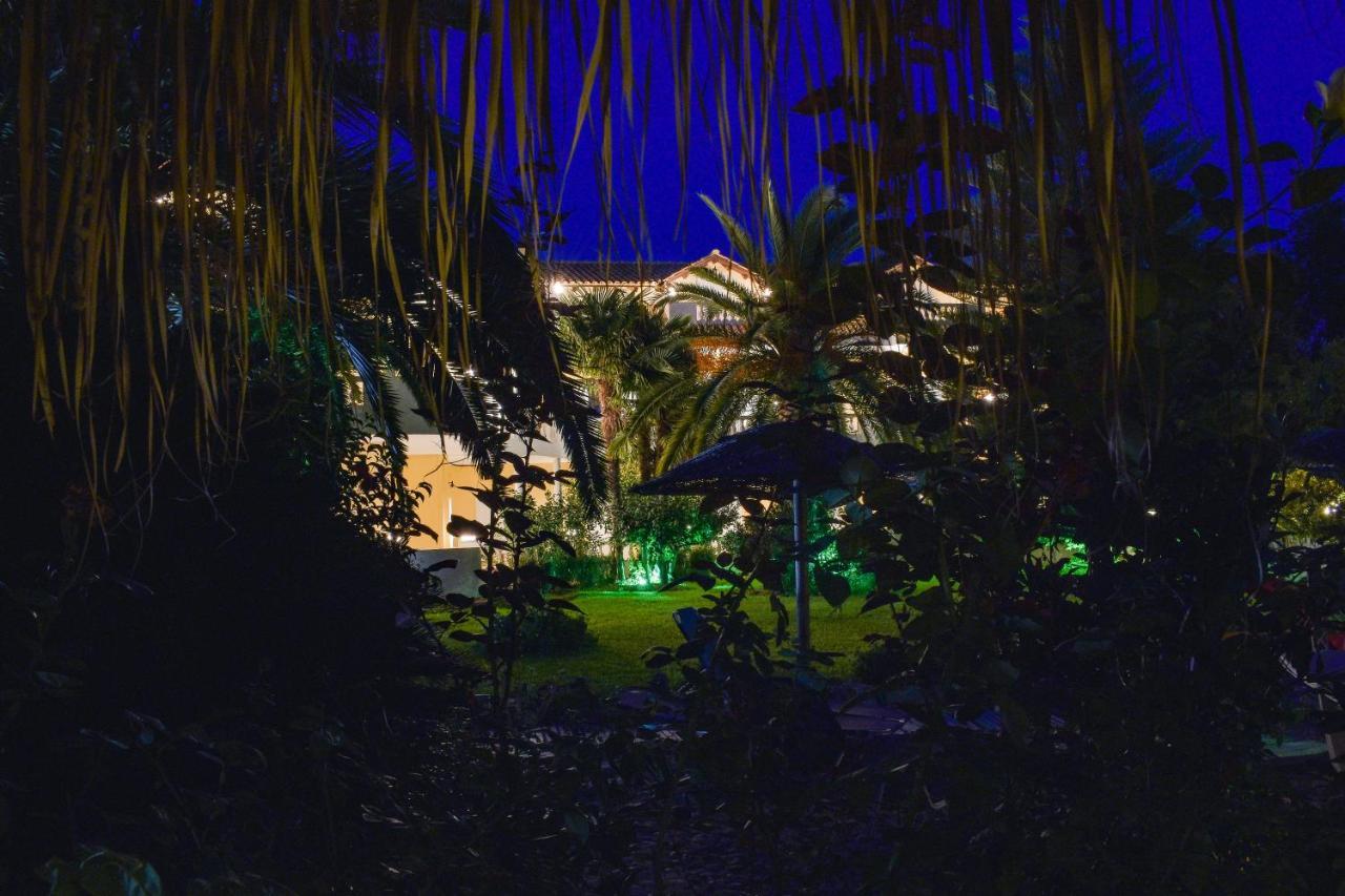 Andriana Aparthotel Agios Georgios  Exteriör bild