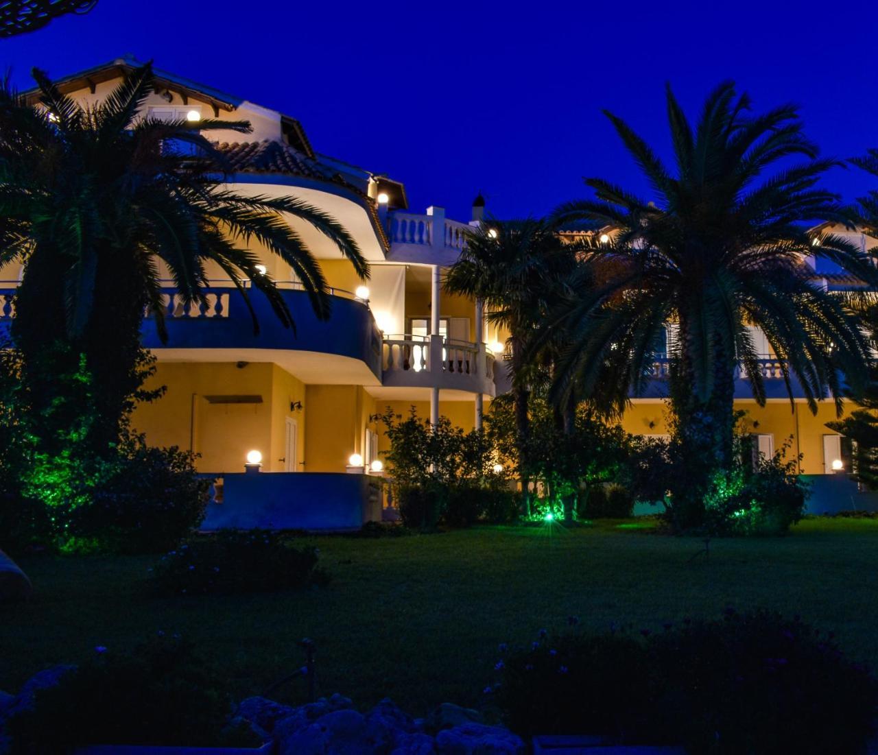 Andriana Aparthotel Agios Georgios  Exteriör bild