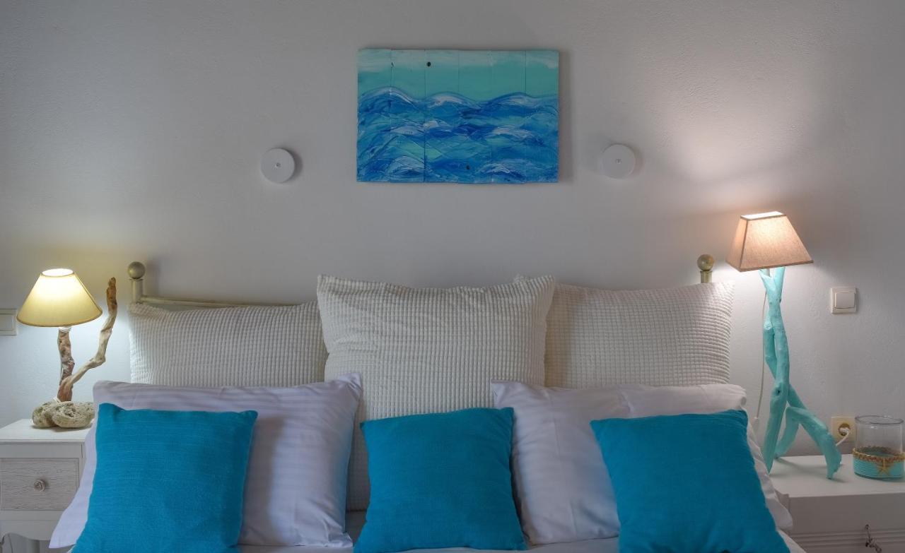Andriana Aparthotel Agios Georgios  Exteriör bild