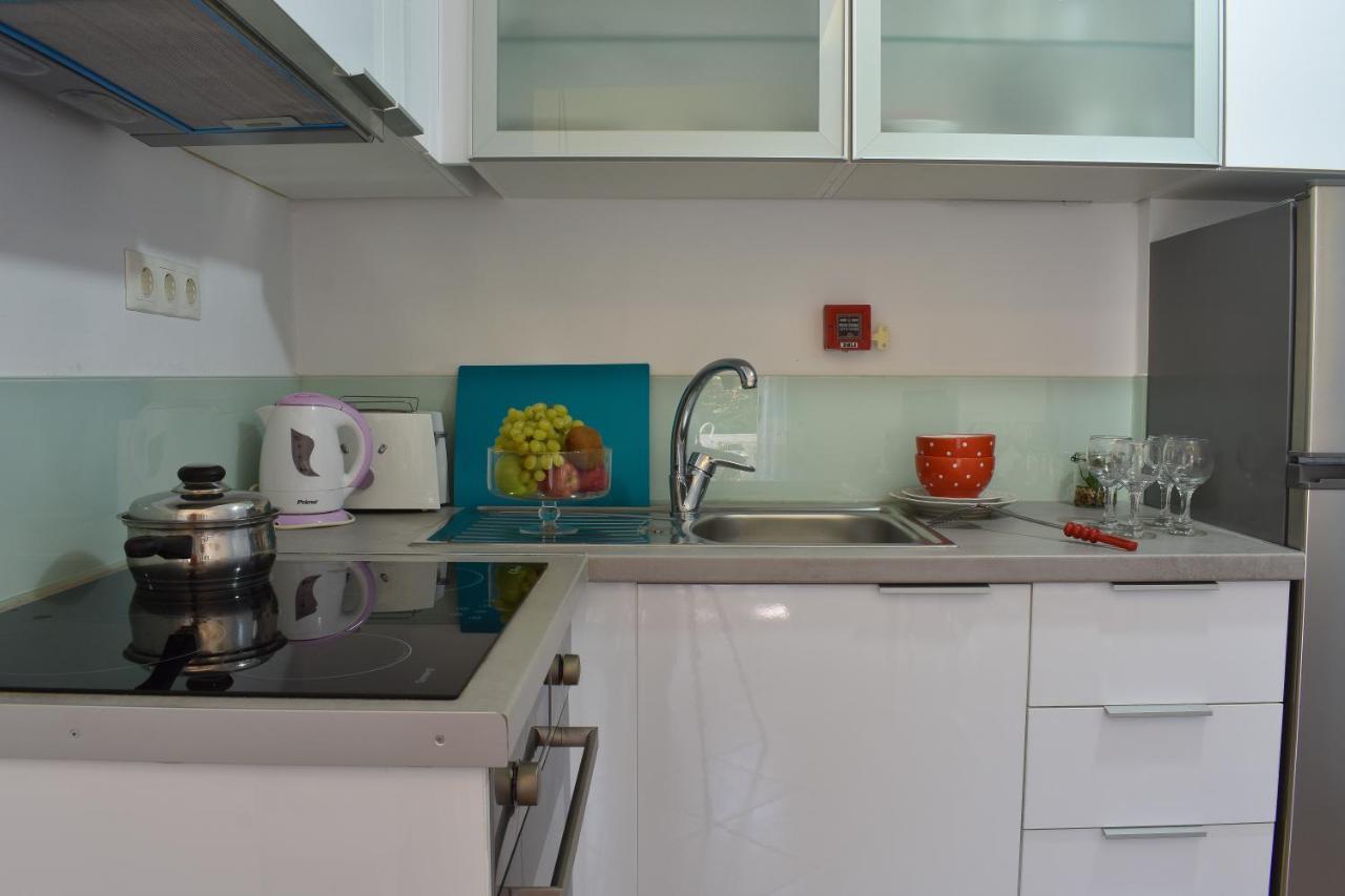 Andriana Aparthotel Agios Georgios  Exteriör bild