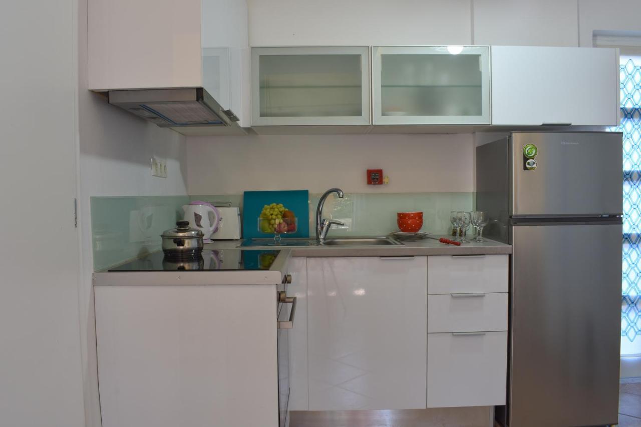 Andriana Aparthotel Agios Georgios  Exteriör bild