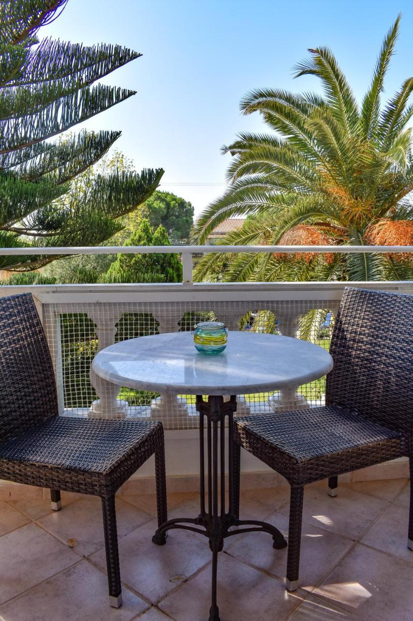 Andriana Aparthotel Agios Georgios  Exteriör bild