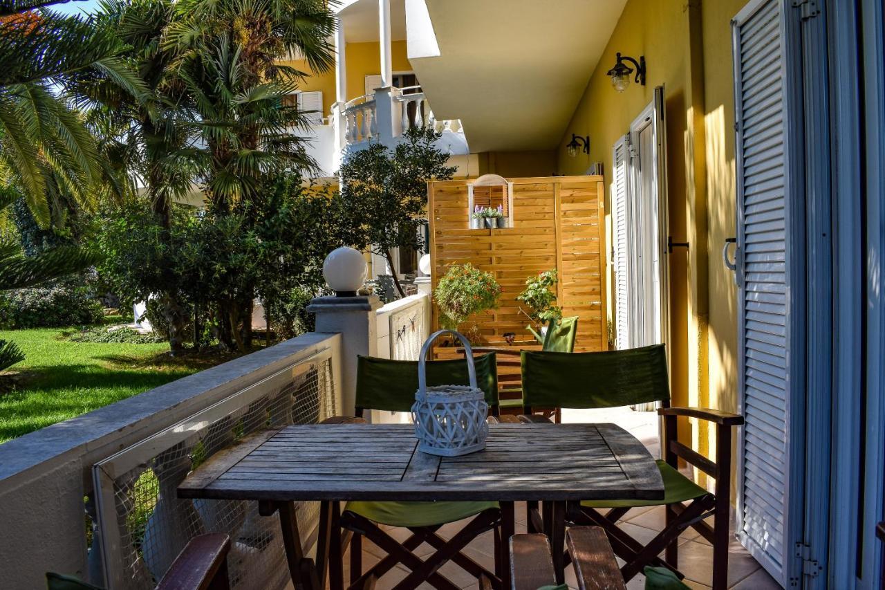 Andriana Aparthotel Agios Georgios  Exteriör bild